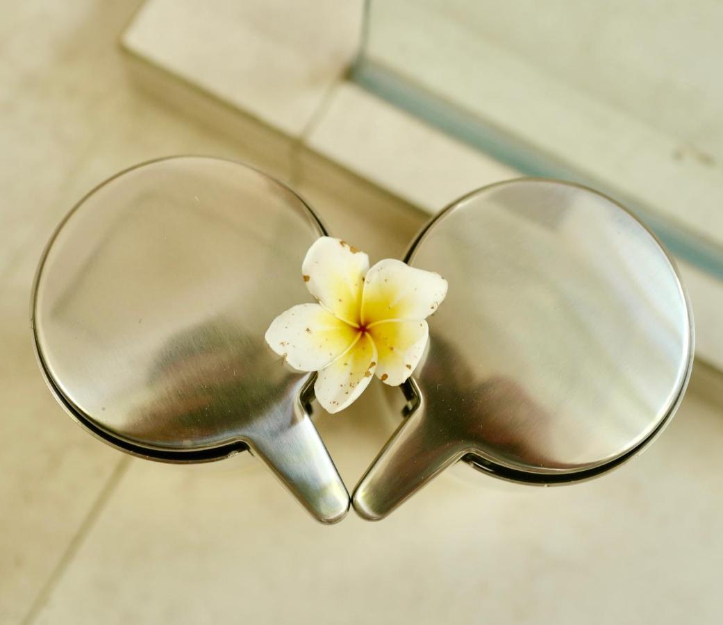 Villa Bliss A Paradise Of Three Independent Villas Canggu Exterior foto