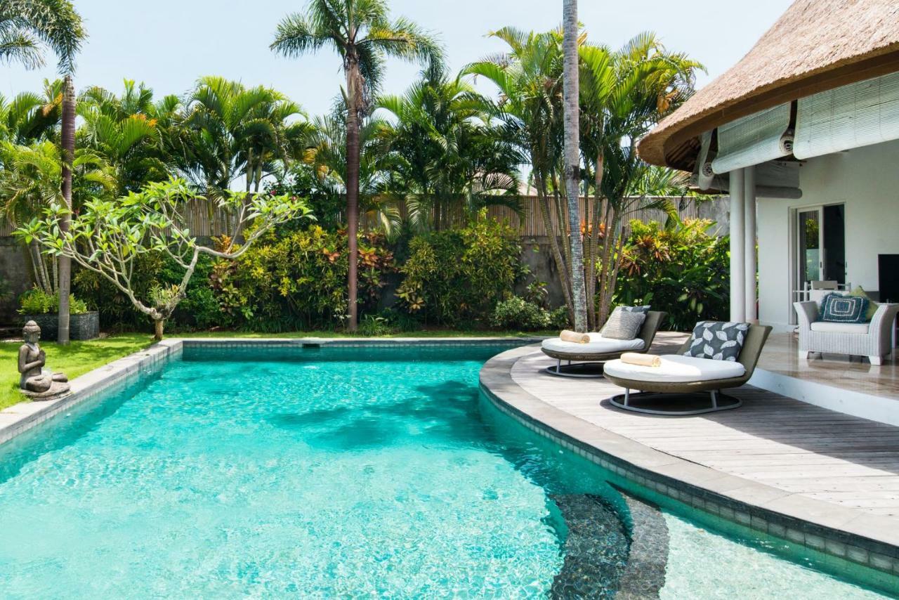 Villa Bliss A Paradise Of Three Independent Villas Canggu Exterior foto