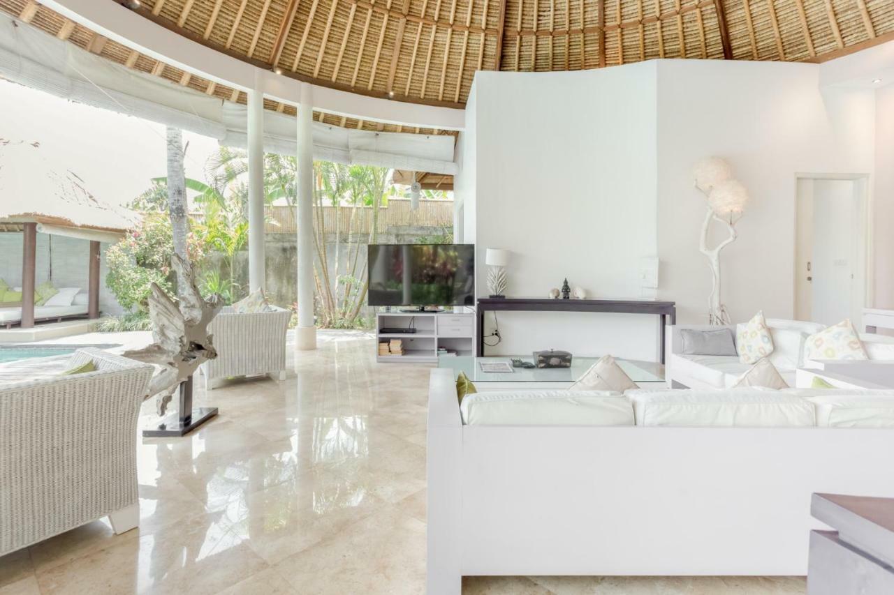 Villa Bliss A Paradise Of Three Independent Villas Canggu Exterior foto