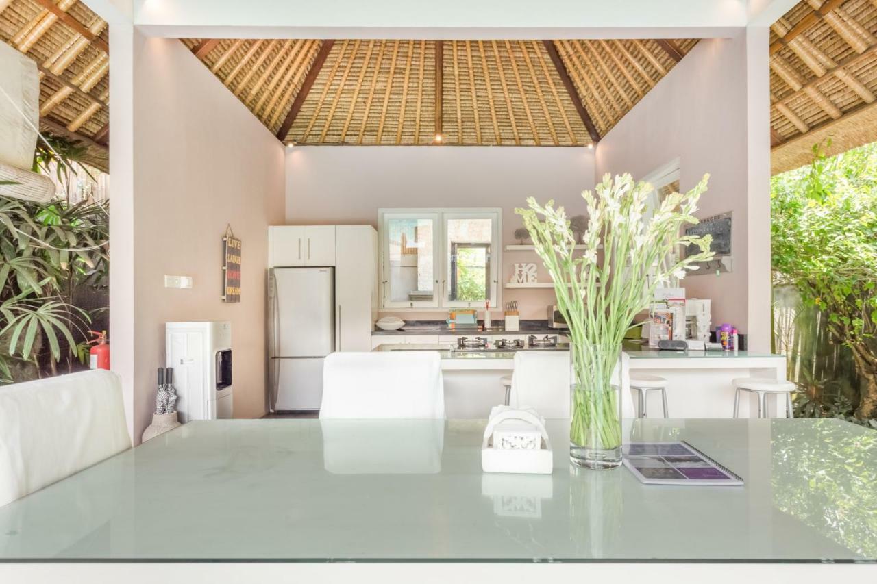 Villa Bliss A Paradise Of Three Independent Villas Canggu Exterior foto