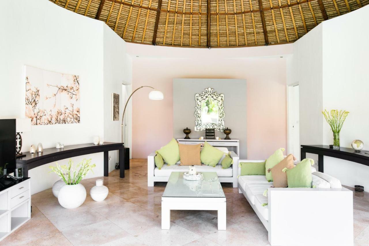 Villa Bliss A Paradise Of Three Independent Villas Canggu Exterior foto
