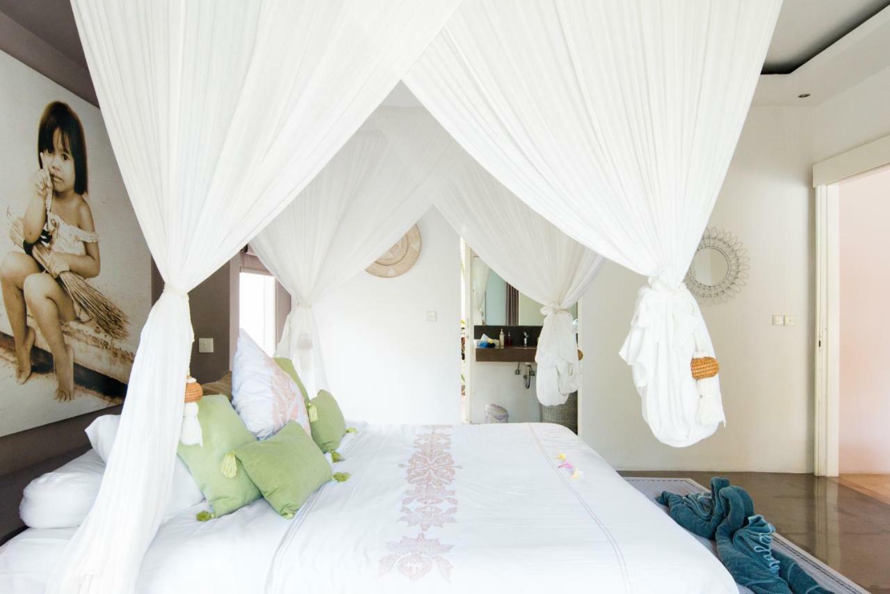 Villa Bliss A Paradise Of Three Independent Villas Canggu Exterior foto